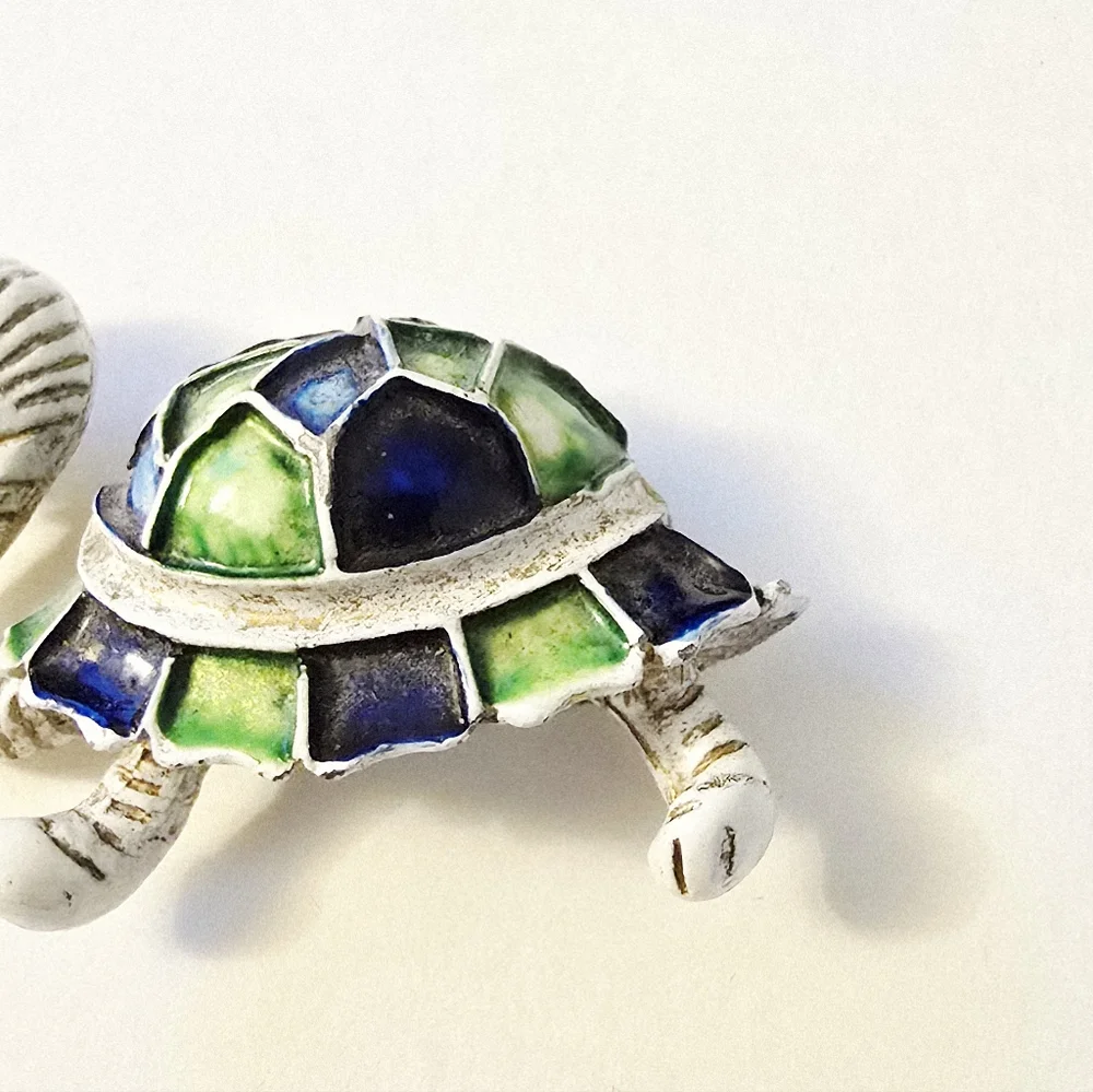 3/$50 Vintage 60s enamel turtle brooch with rhinestone eyes green blue shell
